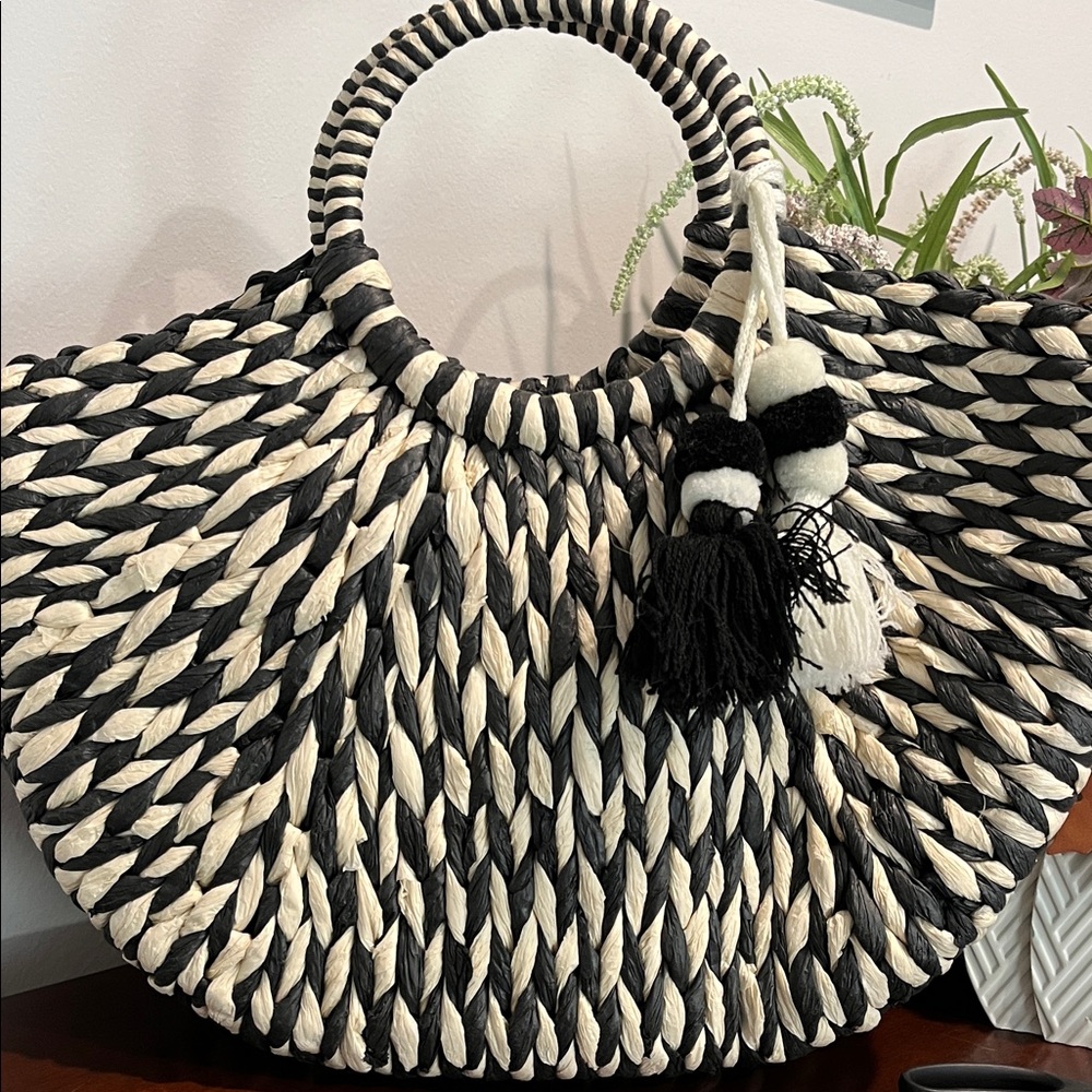 Savannah Black and Cream Woven Tote